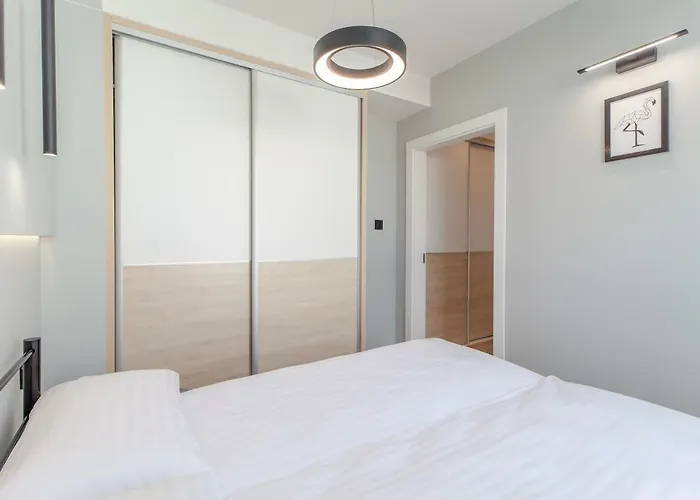 Apartment Pink Flamingo By Noclegi Renters
